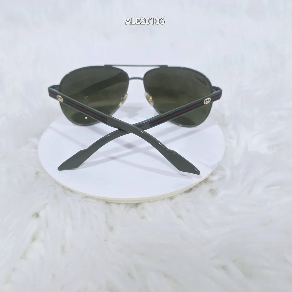 Gucci Gray Aviator Sunglasses GG2898/S with Case.